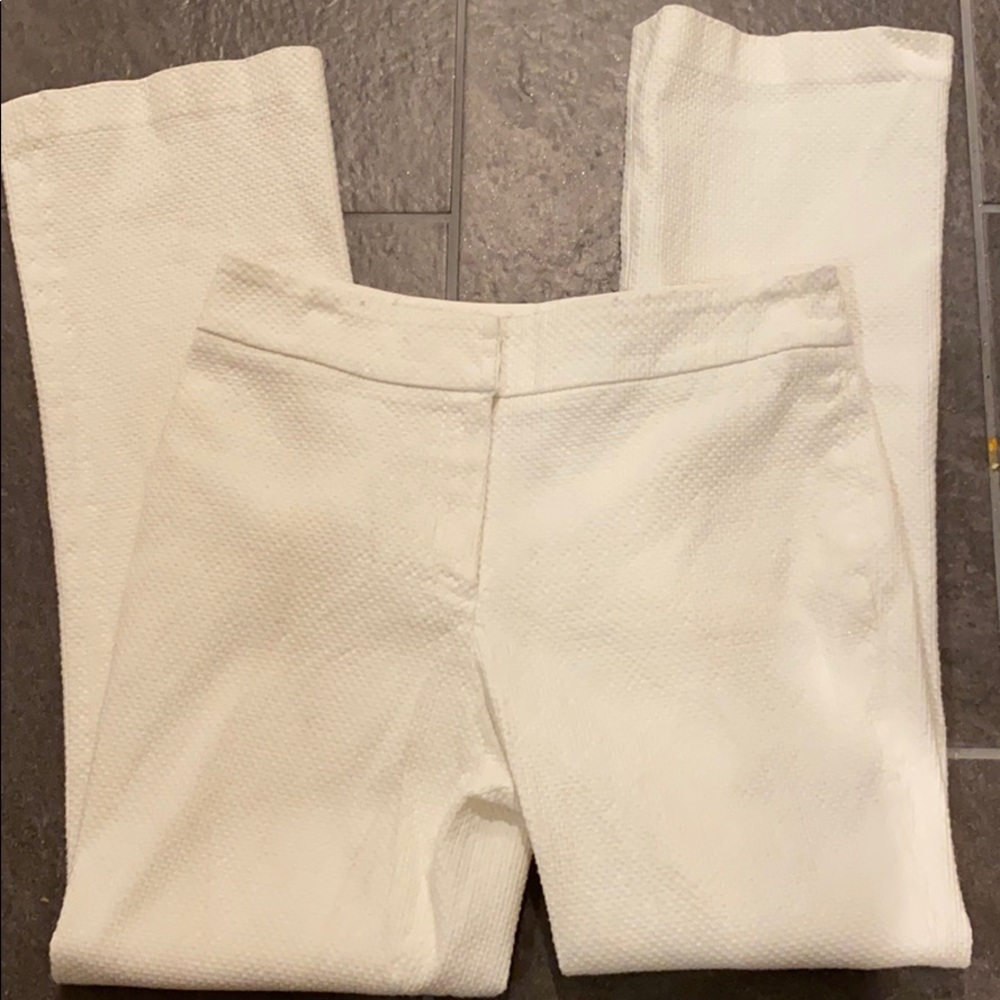 Women’s white pants